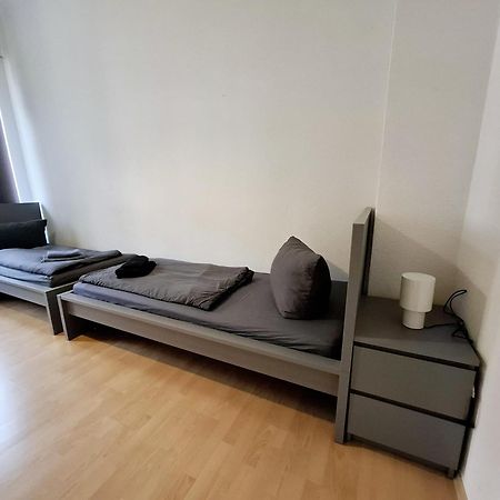 Altbauwohnung Direkt An Der Karli Mit Balkon - Netflix Inklusive Лейпциг Экстерьер фото