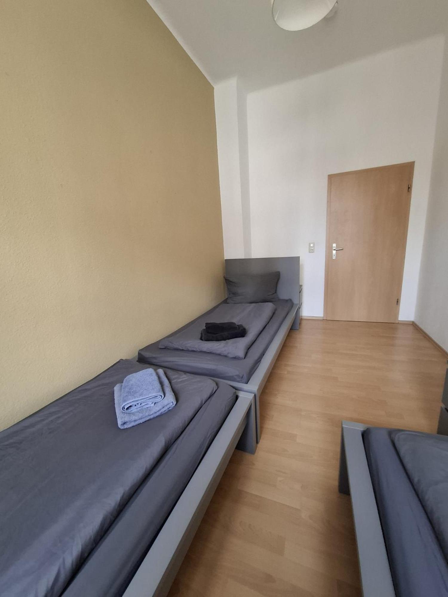 Altbauwohnung Direkt An Der Karli Mit Balkon - Netflix Inklusive Лейпциг Экстерьер фото